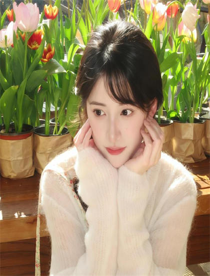 专业爱情片评论：《同班同学永恒回忆》的技术创新与艺术成就 ——深入探索爱情片的艺术世界