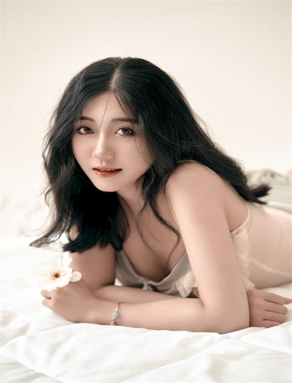 弹．道场景布置分析：环境设计与主题呼应探讨